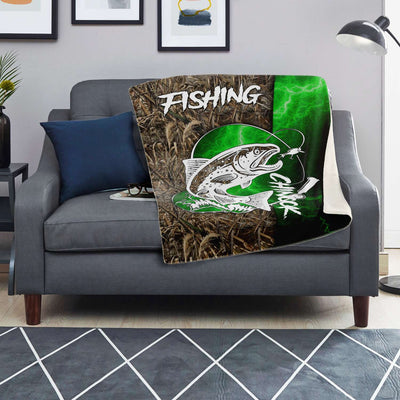 Chinook Fishing Premium Blanket